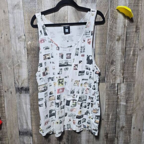Insight 70s Inspired Collage Print Graphic Tunic Tank Top - Picture 1 of 5
